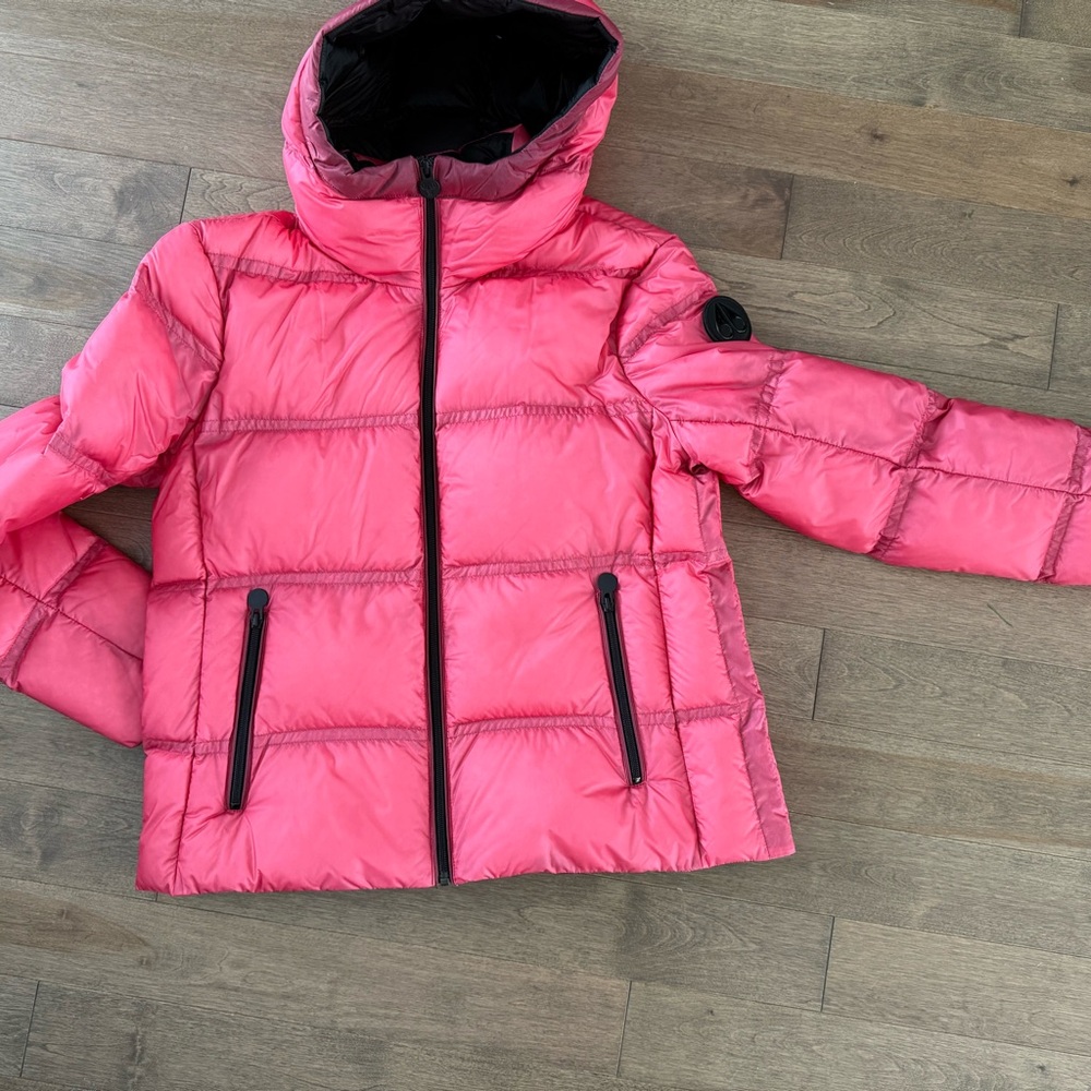 Women Moose Knuckles down Pink Puffer Jacket